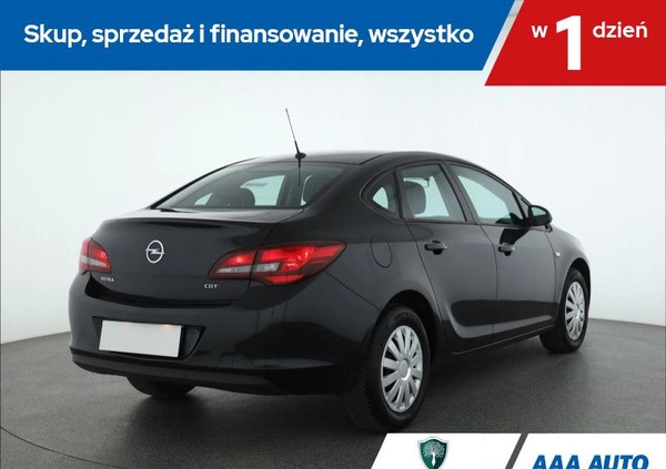 Opel Astra cena 27000 przebieg: 181910, rok produkcji 2015 z Sędziszów małe 172